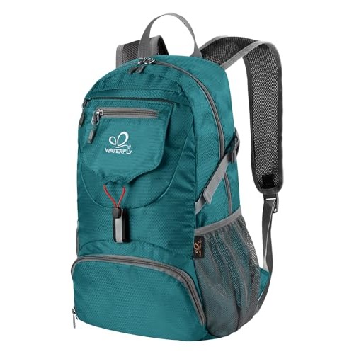 Waterfly Ultra Lightweight Foldable Backpack 20L, Green Packable Daypack